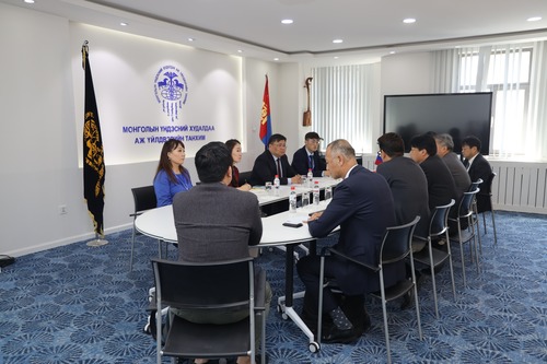 МҮХАҮТ-ын гүйцэтгэх захирал Т.Дүүрэн Япон Улсын Иточү корпарацийн төлөөлөгчдийг хүлээн авч уулзлаа